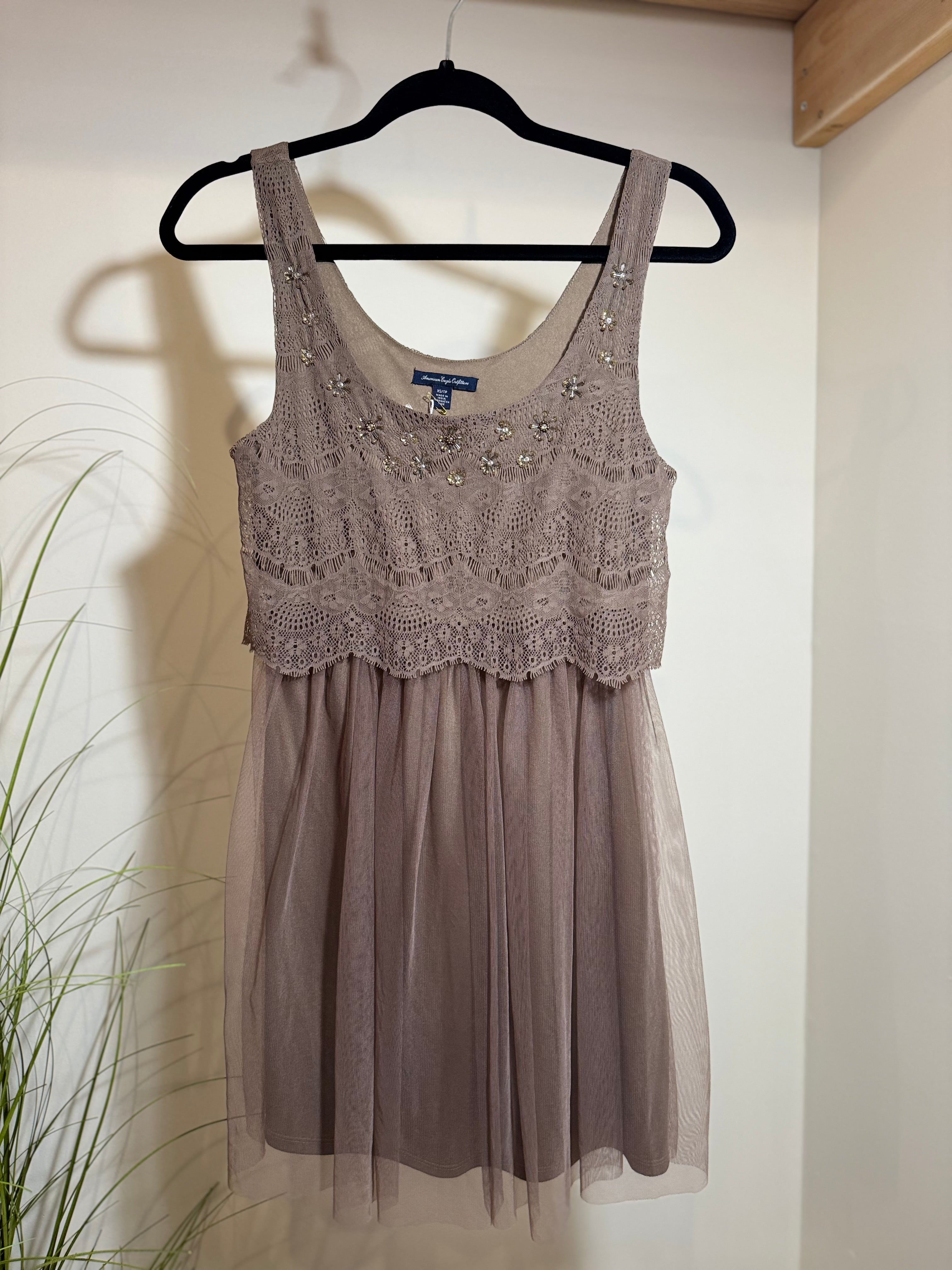 American Eagle Outfitters Dress - Consigned with VARDO Vintage & Valuables vvvardo.ca