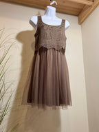 American Eagle Outfitters Dress - Consigned with VARDO Vintage & Valuables vvvardo.ca