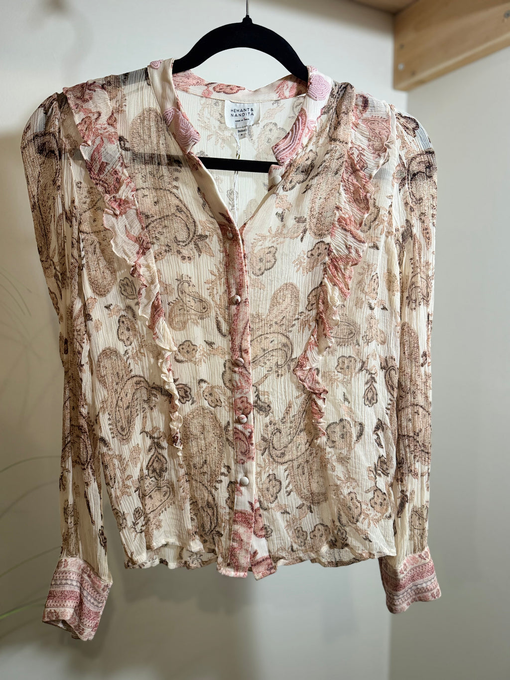 HEMANT & NANDITA RUFFLE BLOUSE WITH EMBELLISHED COLLAR - Consigned with VARDO Vintage & Valuables vvvardo.ca