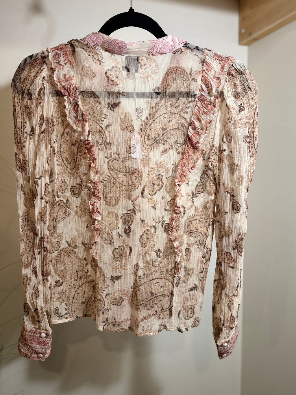 HEMANT & NANDITA RUFFLE BLOUSE WITH EMBELLISHED COLLAR - Consigned with VARDO Vintage & Valuables vvvardo.ca