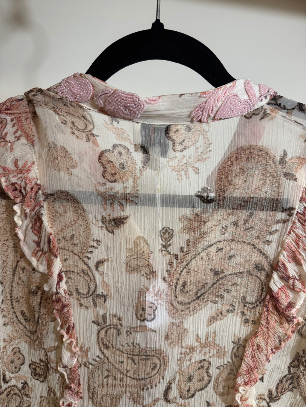 HEMANT & NANDITA RUFFLE BLOUSE WITH EMBELLISHED COLLAR - Consigned with VARDO Vintage & Valuables vvvardo.ca