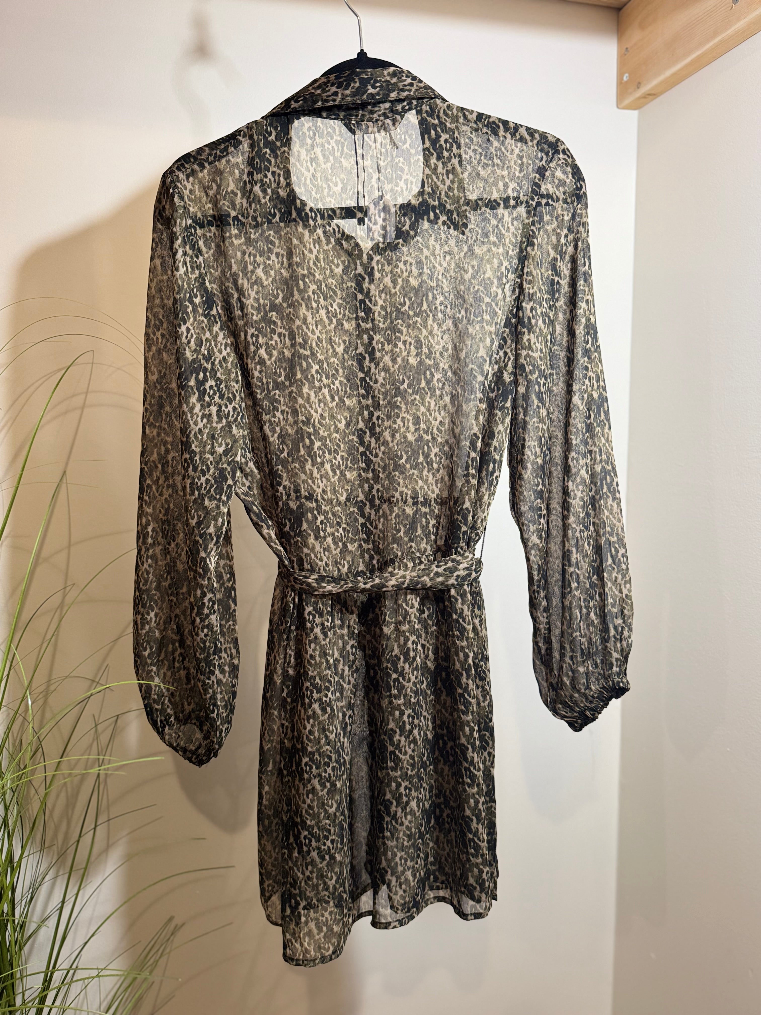 SHEER LEOPARD PRINT STRADIVARIUS LONG SLEEVE DRESS - Consigned with VARDO Vintage & Valuables vvvardo.ca (Copy)