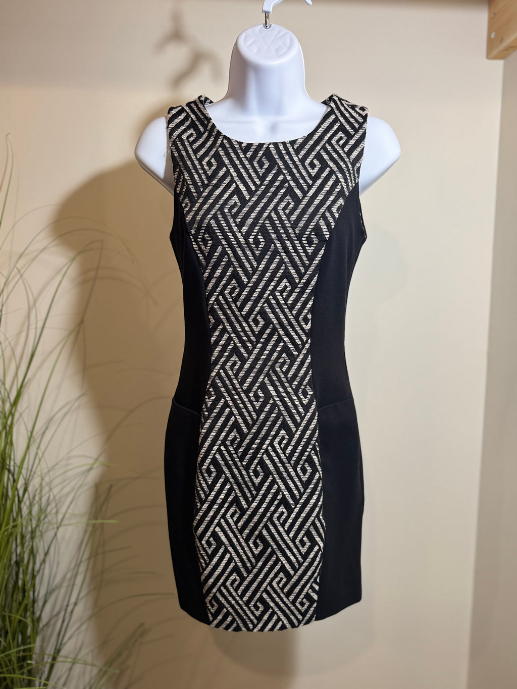 VINTAGE XX1 SHEATH DRESS - Consigned with VARDO Vintage & Valuables vvvardo.ca