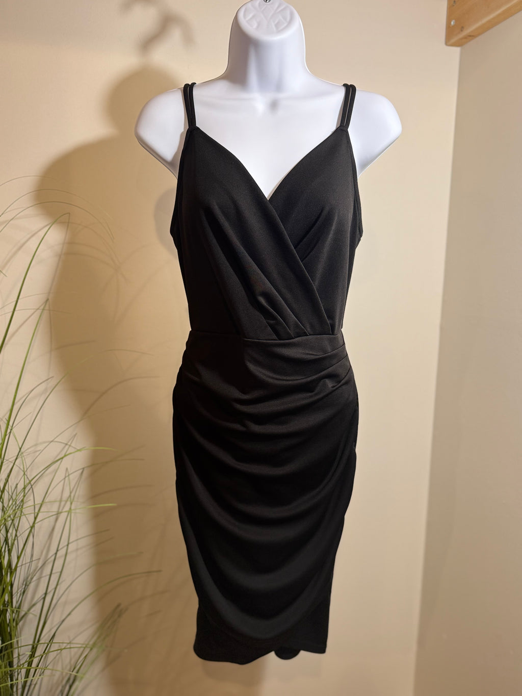Grace Karin Dual Strap Mini Dress - Consigned with VARDO Vintage & Valuables vvvardo.ca