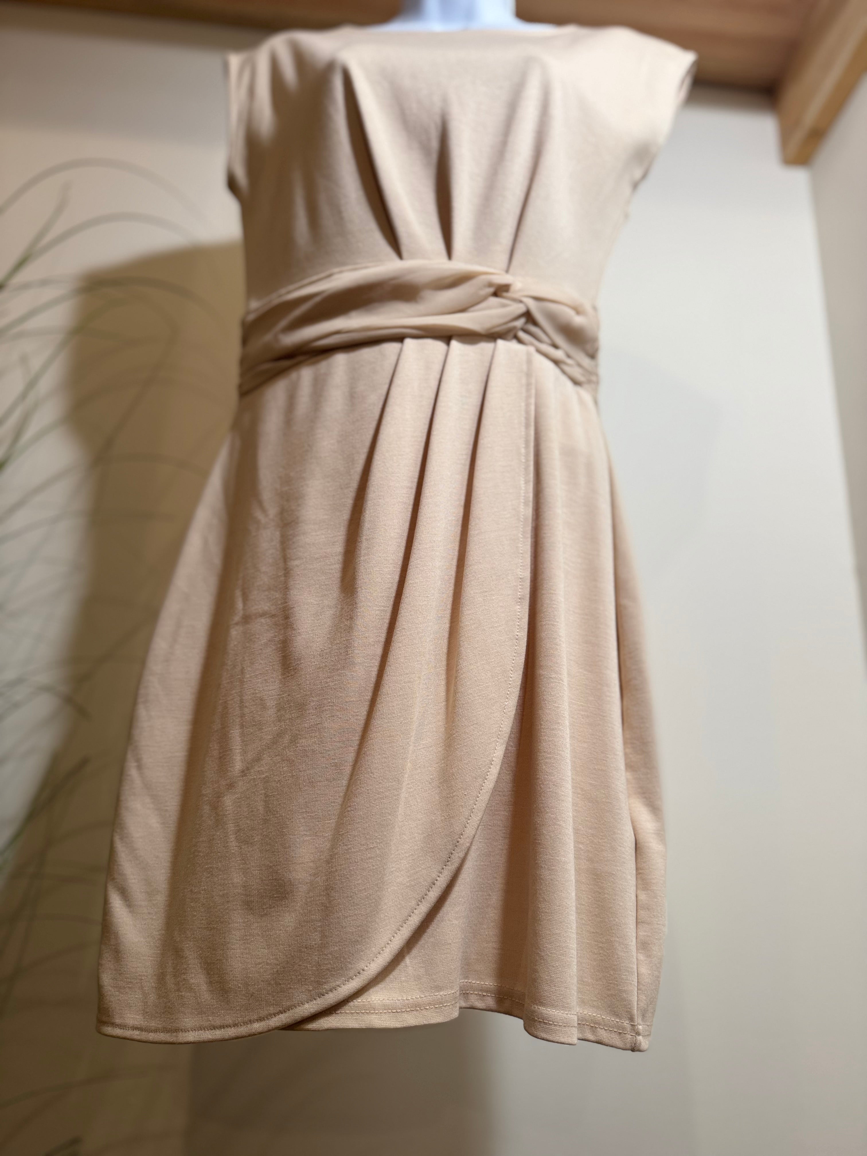 Little Mistress SHEATH DRESS - Consigned with VARDO Vintage & Valuables vvvardo.ca