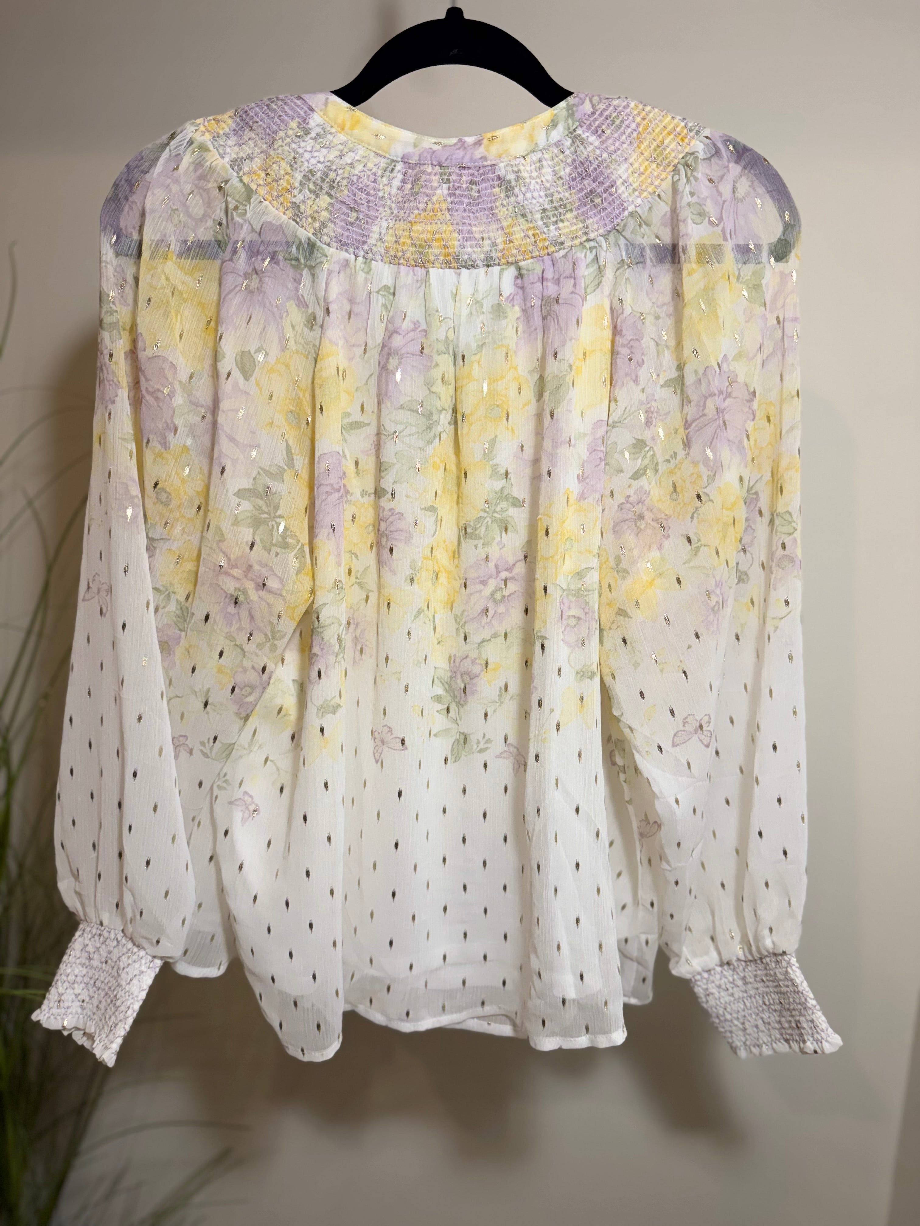 Autres Filles Elegant FLORAL BLOUSE- Consigned with VARDO Vintage & Valuables vvvardo.ca