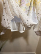 Autres Filles Elegant FLORAL BLOUSE- Consigned with VARDO Vintage & Valuables vvvardo.ca