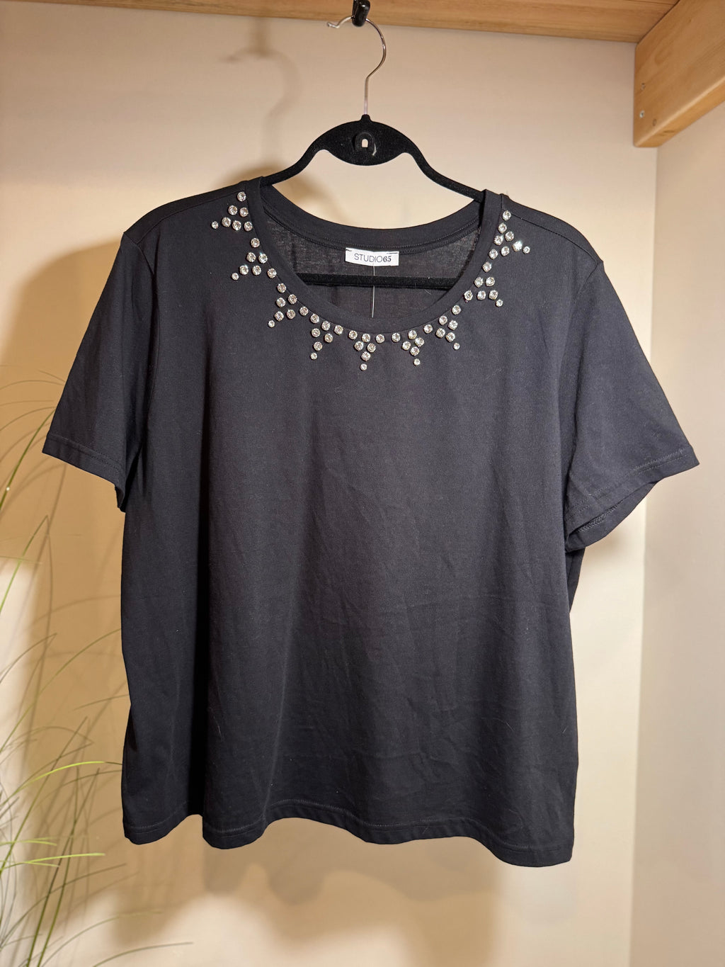 STUDIO 65 rhinestone collar top- Consigned with VARDO Vintage & Valuables vvvardo.ca