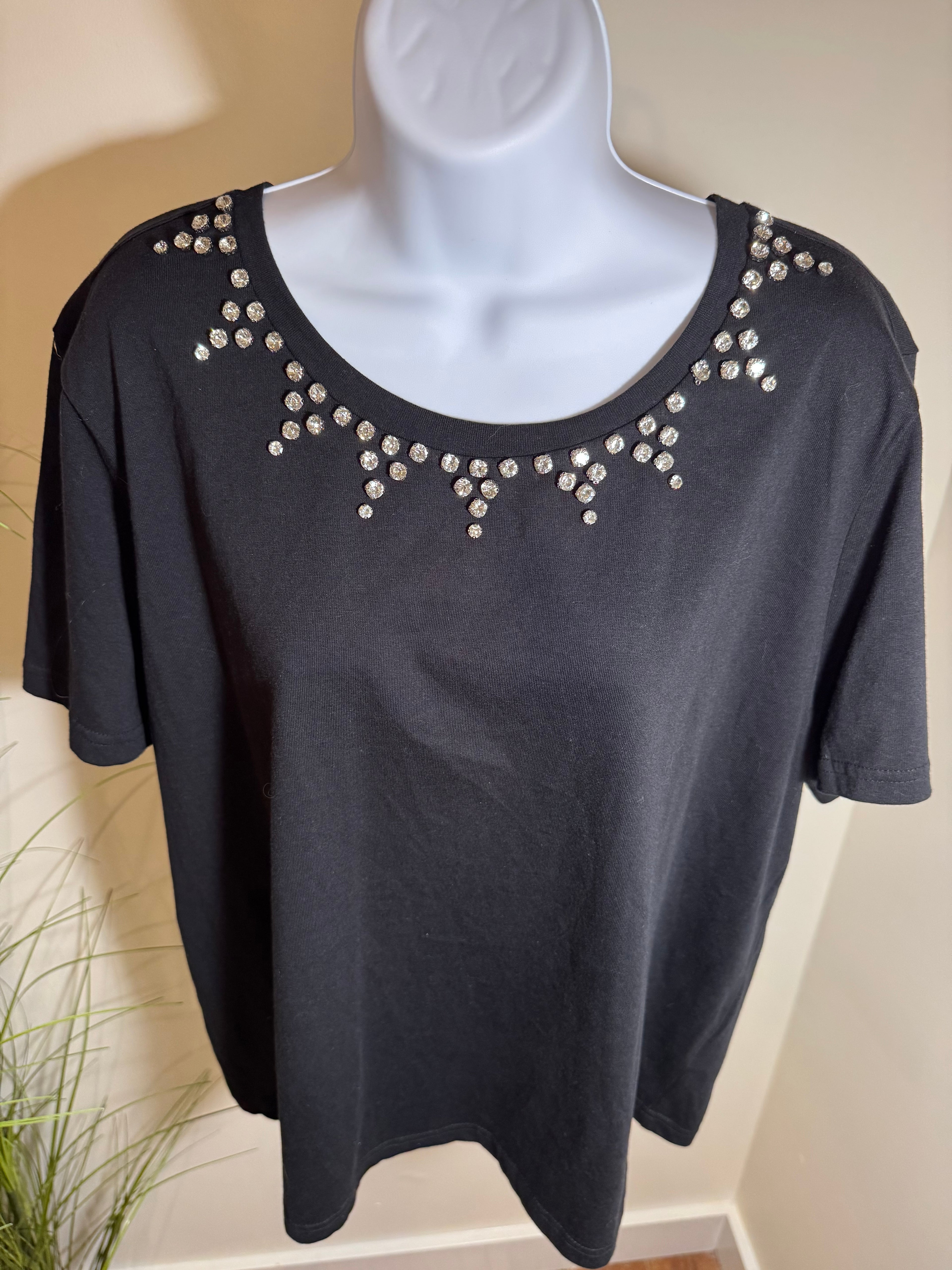 STUDIO 65 rhinestone collar top- Consigned with VARDO Vintage & Valuables vvvardo.ca