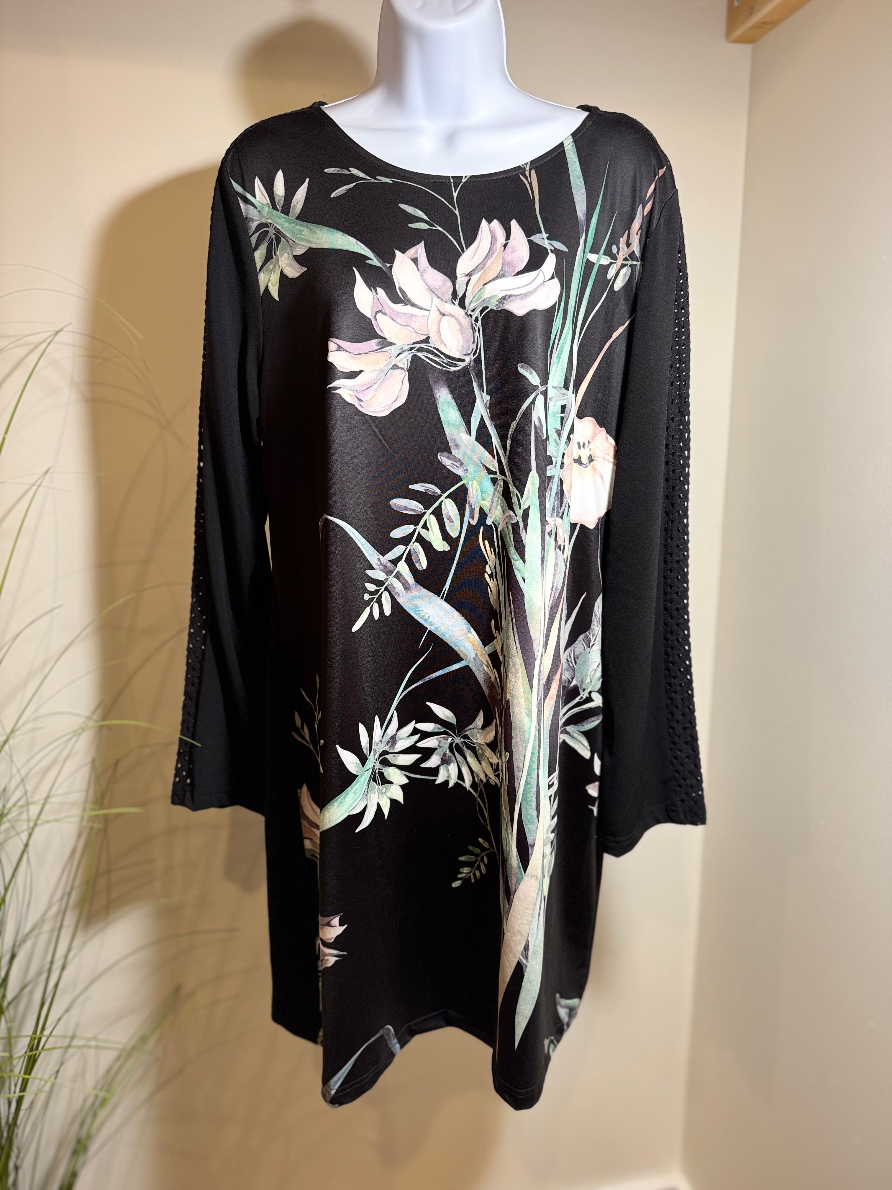 PAPILLON LONG SLEEVE dress - Consigned with VARDO Vintage & Valuables vvvardo.ca