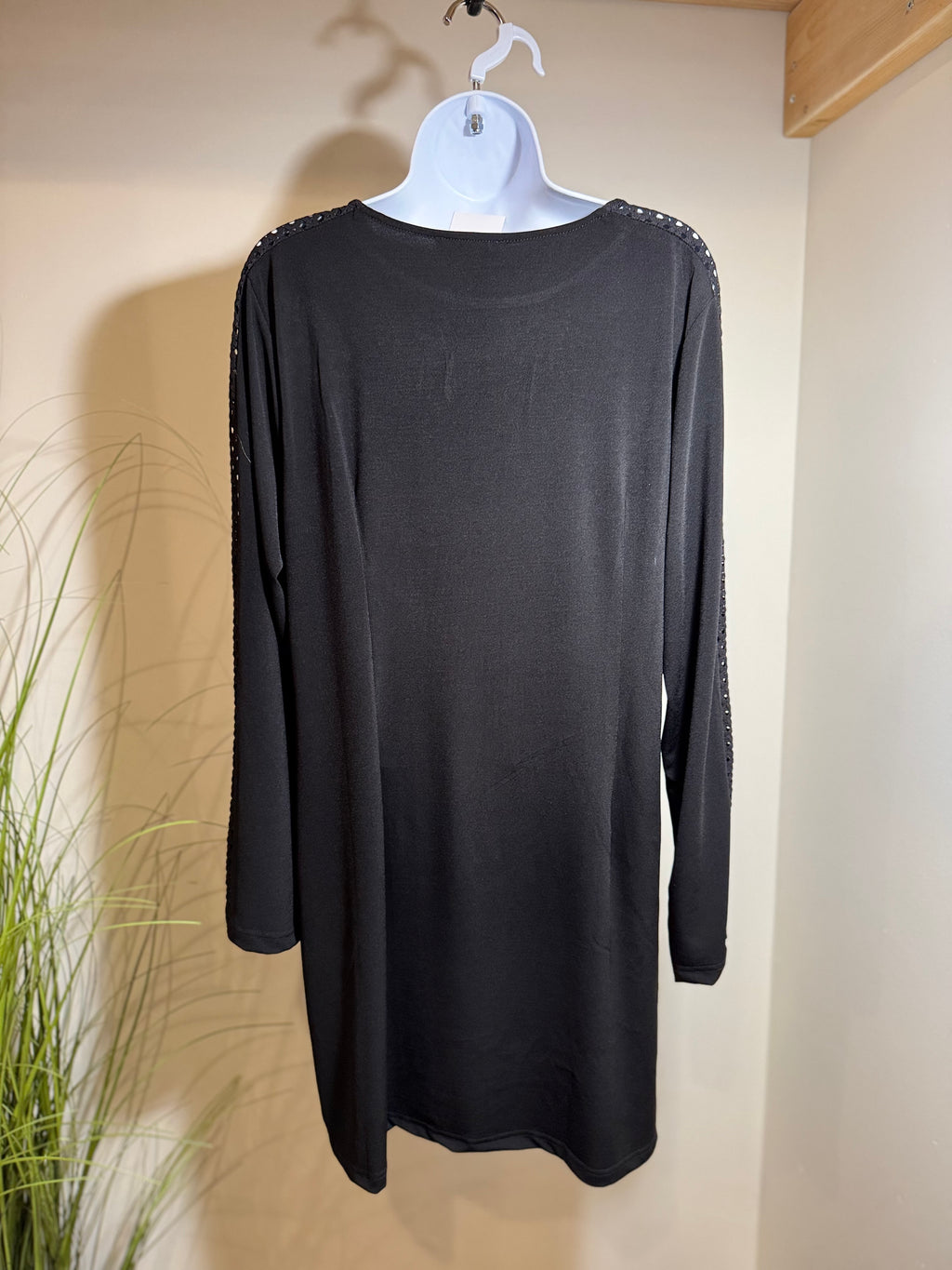 PAPILLON LONG SLEEVE dress - Consigned with VARDO Vintage & Valuables vvvardo.ca