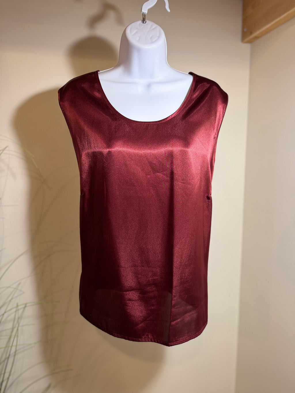 KALEIDOSCOPE BLOUSE & CAMISOLE SET - Consigned with VARDO Vintage & Valuables vvvardo.ca