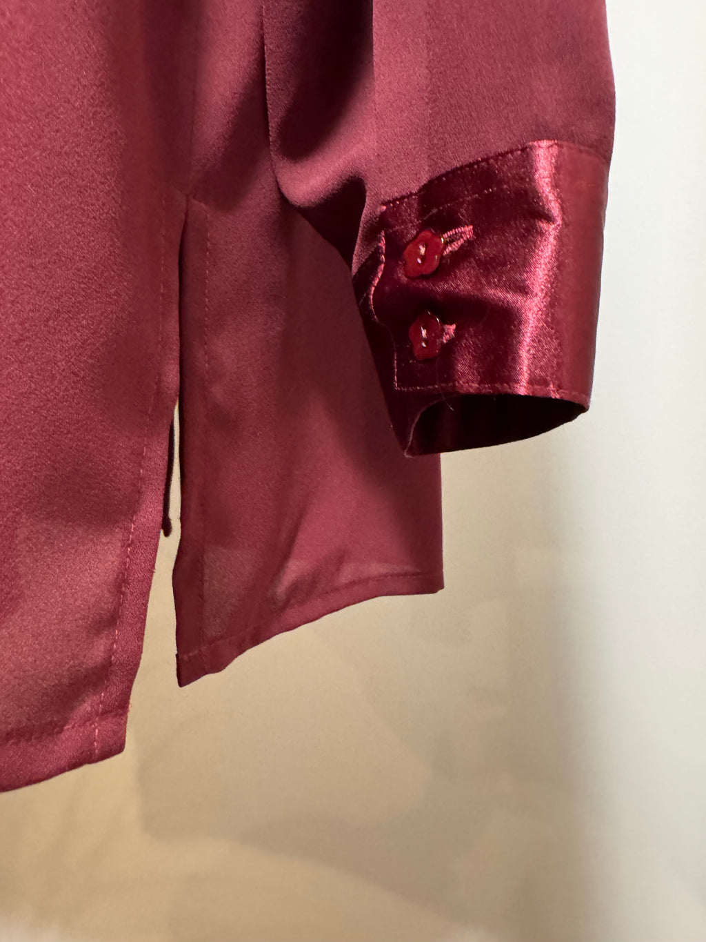 KALEIDOSCOPE BLOUSE & CAMISOLE SET - Consigned with VARDO Vintage & Valuables vvvardo.ca