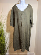 STELLA MARTINI dress - Consigned with VARDO Vintage & Valuables vvvardo.ca