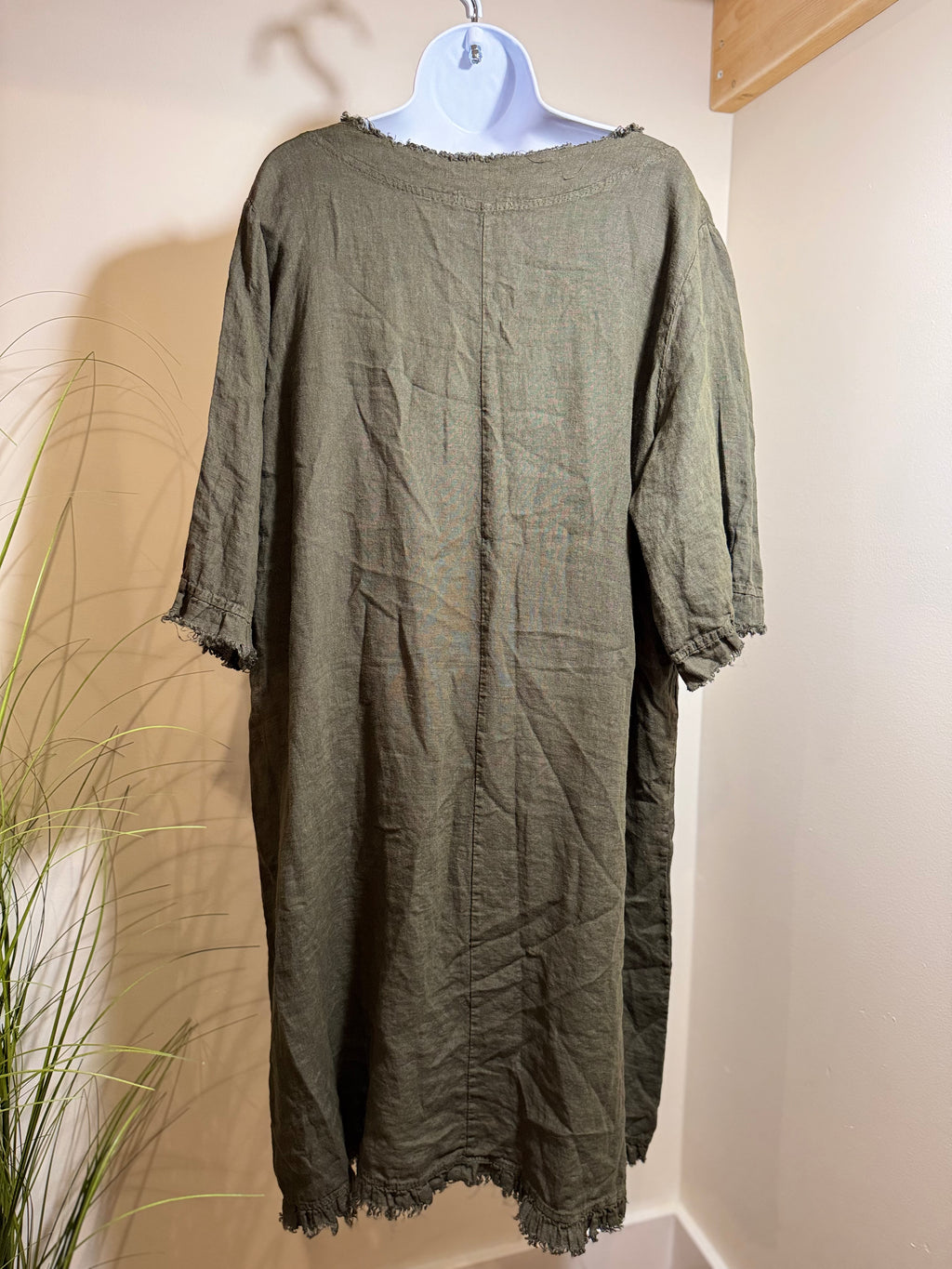 STELLA MARTINI dress - Consigned with VARDO Vintage & Valuables vvvardo.ca