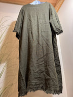 STELLA MARTINI dress - Consigned with VARDO Vintage & Valuables vvvardo.ca