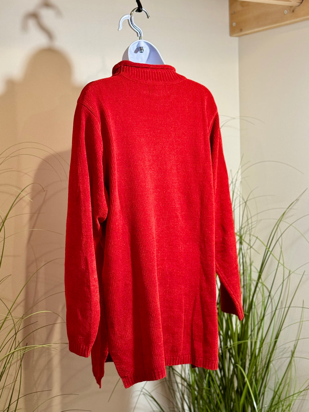 Vintage GLORIA VANDERBILT red chenille Sweater