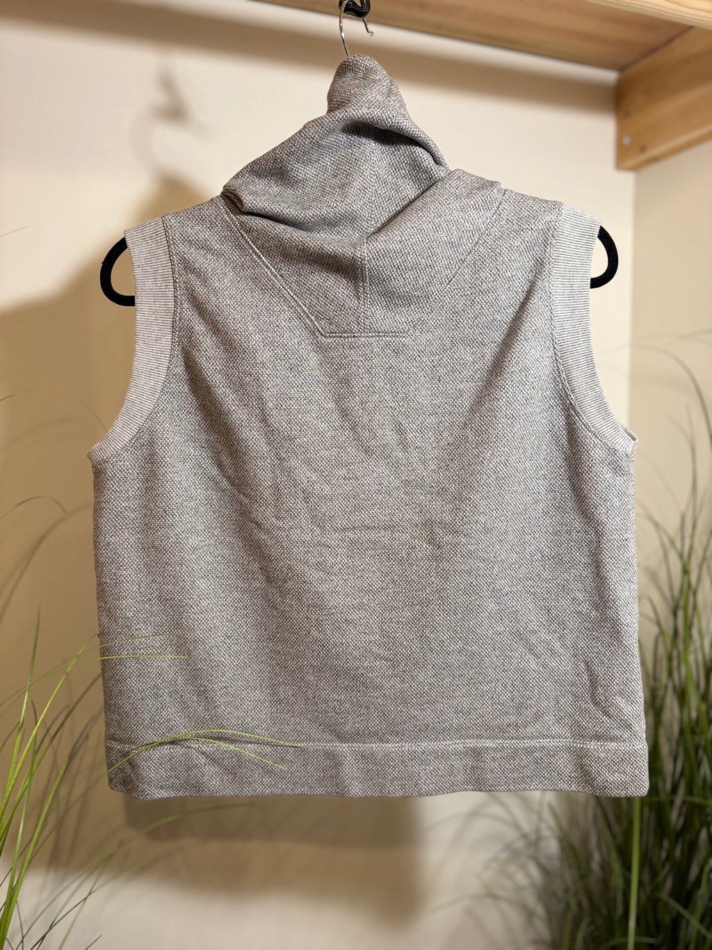 Lole sleeveless cowl neck pullover