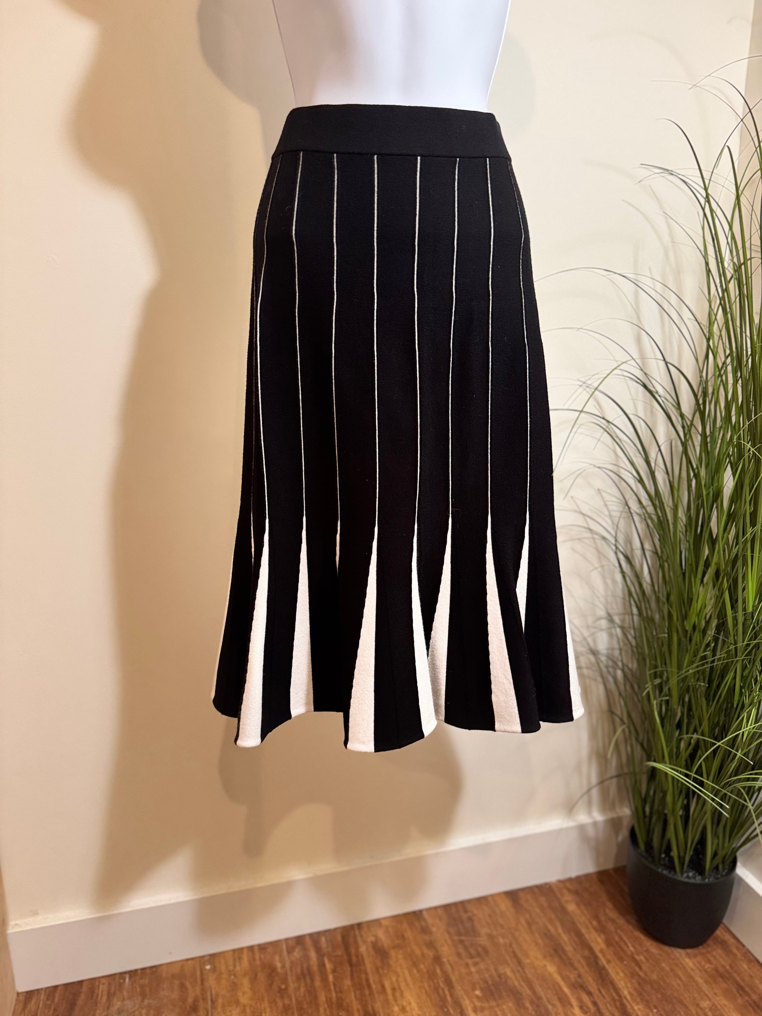 Premise Midi Colour Block Sweater Skirt- Faux Pleats