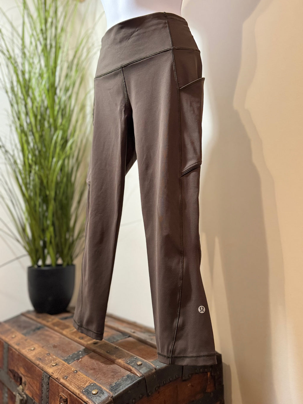 Lululemon Green/Grey High-Rise Crop Leggings - 21 Inch