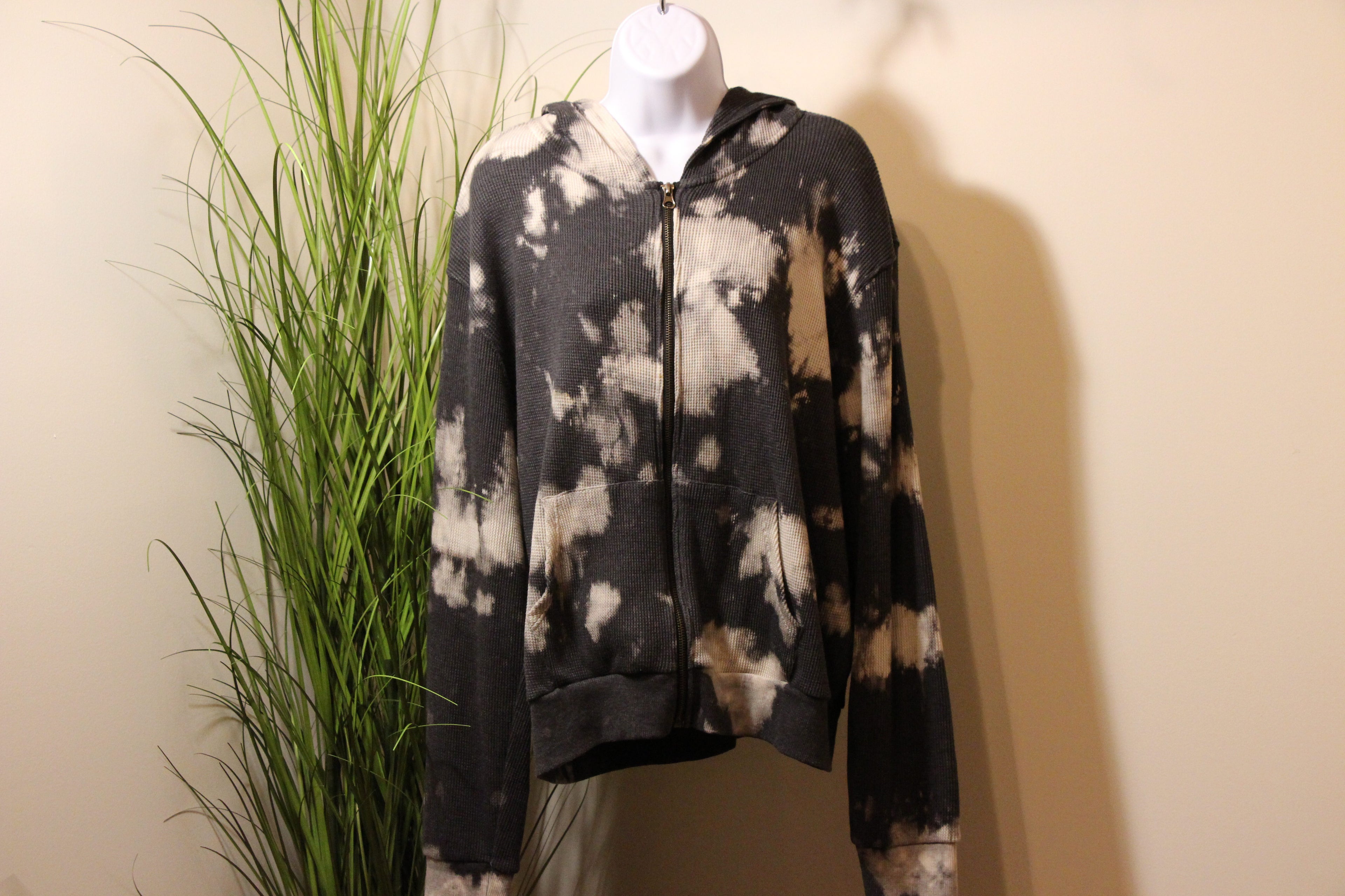 Size M RD Styles Tie Dye Waffle Zip Up Hoodie