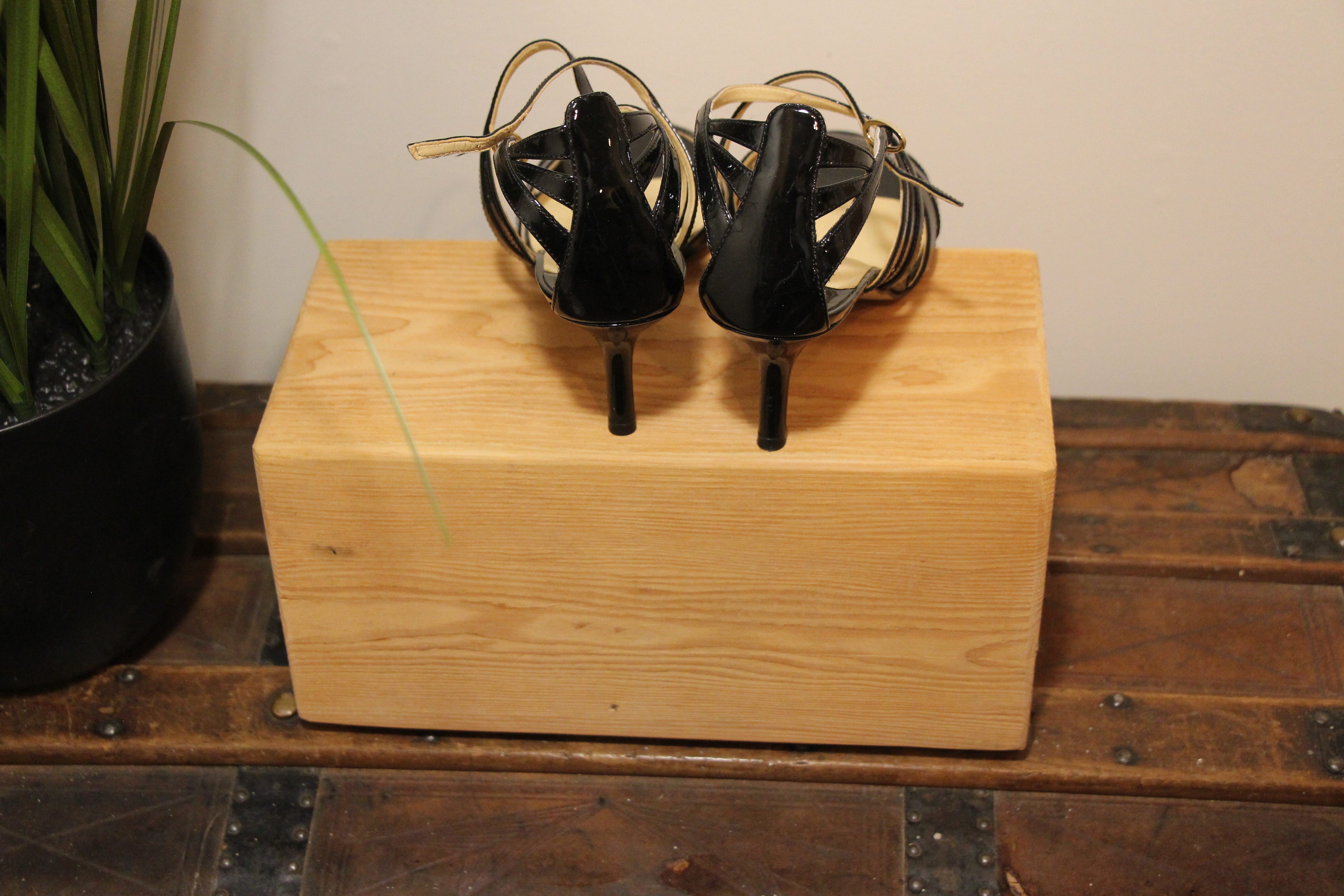 Size 8.5 Ivanka Trump Patent 2 Inch Strappy Open Toed Pumps