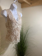 CABI LACE LINED CAMISOLE - Consigned with VARDO Vintage & Valuables vvvardo.ca