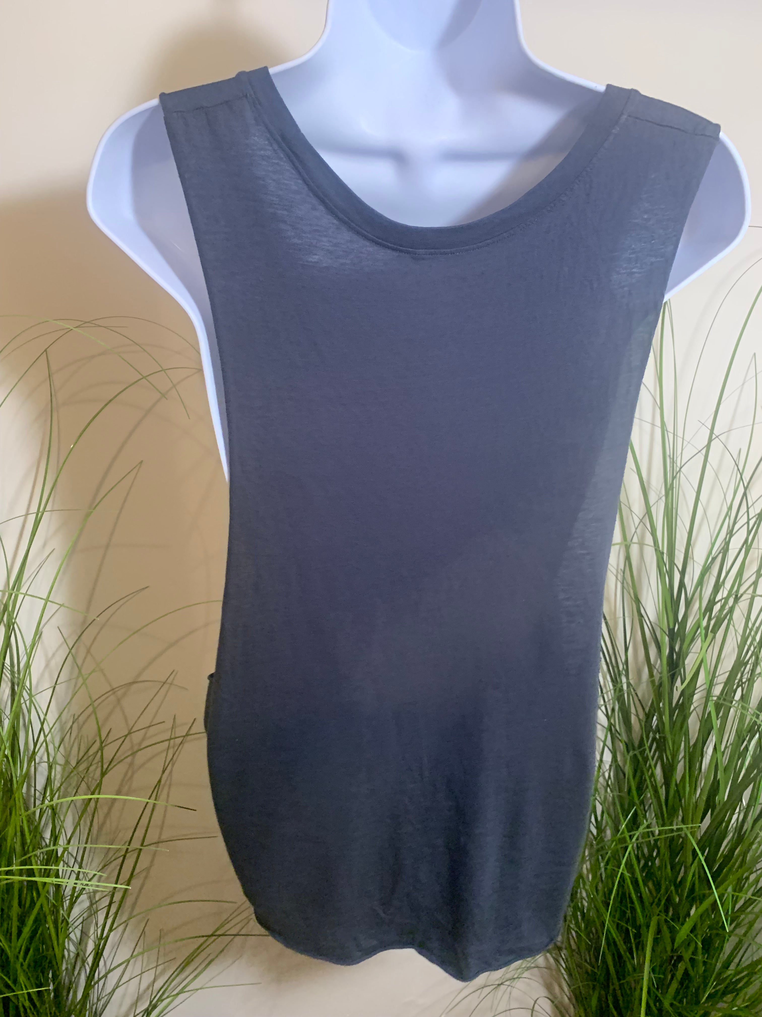 TATTERED UNICORNS ONLY TANK TOP - Consigned with VARDO Vintage & Valuables vvvardo.ca