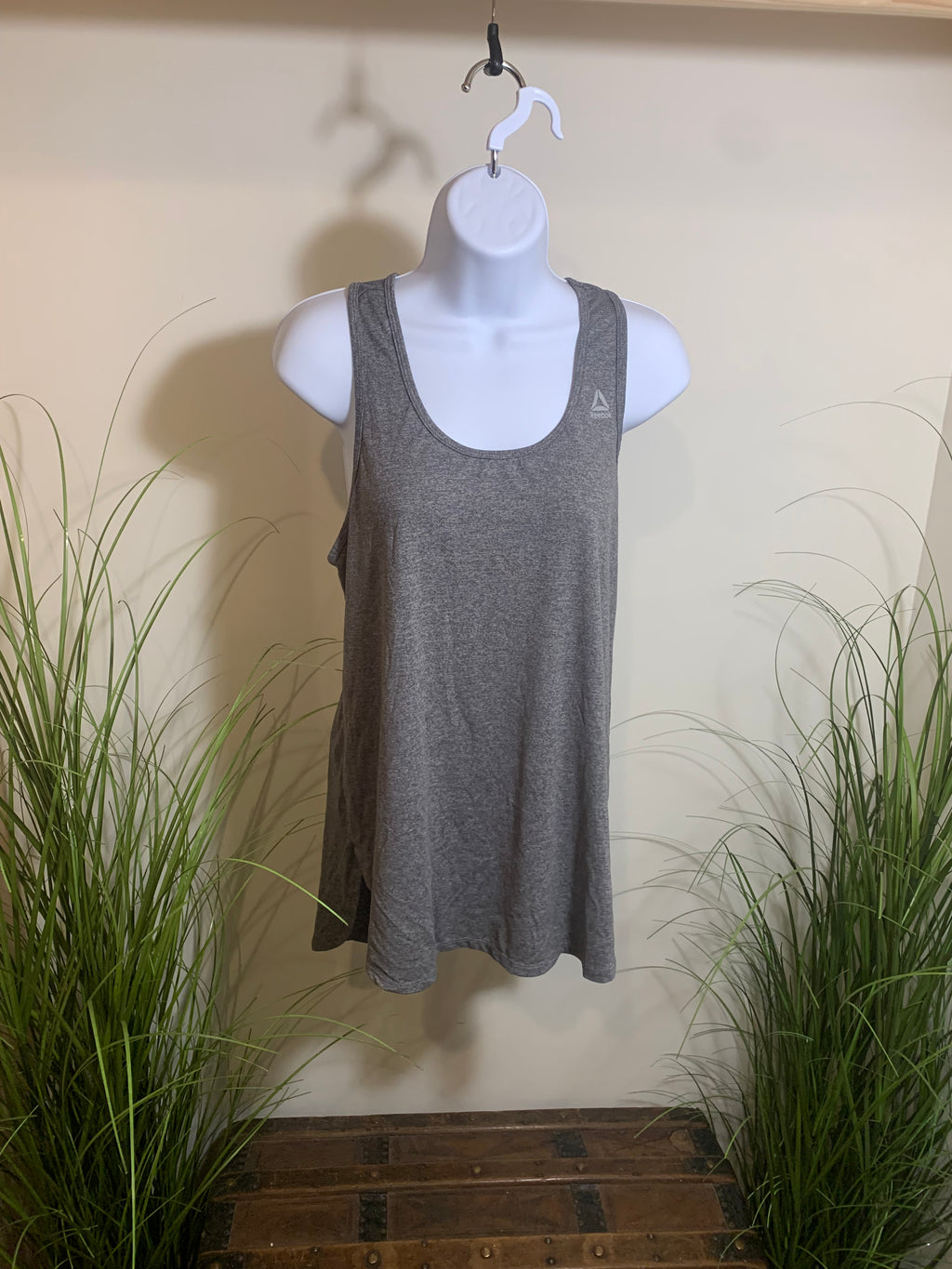 Reebok Women's Medium Tank Top