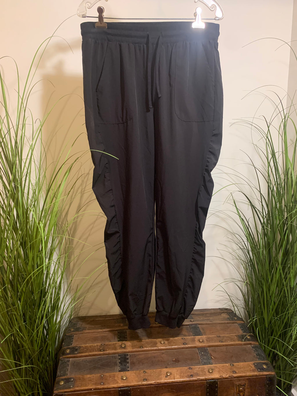 Athletic Works Dry More Large Women's Joggers