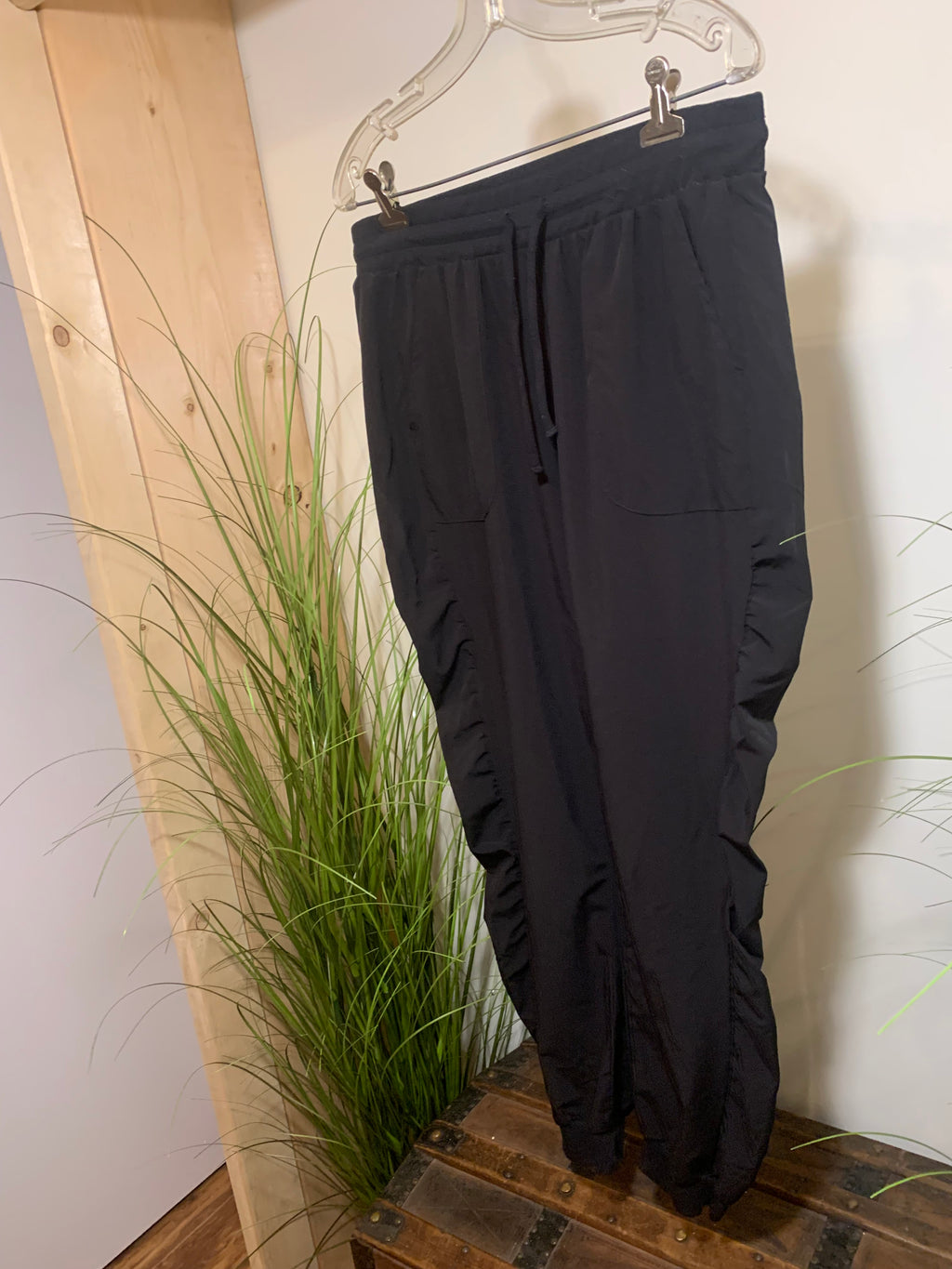 Athletic Works Dry More Large Women's Joggers