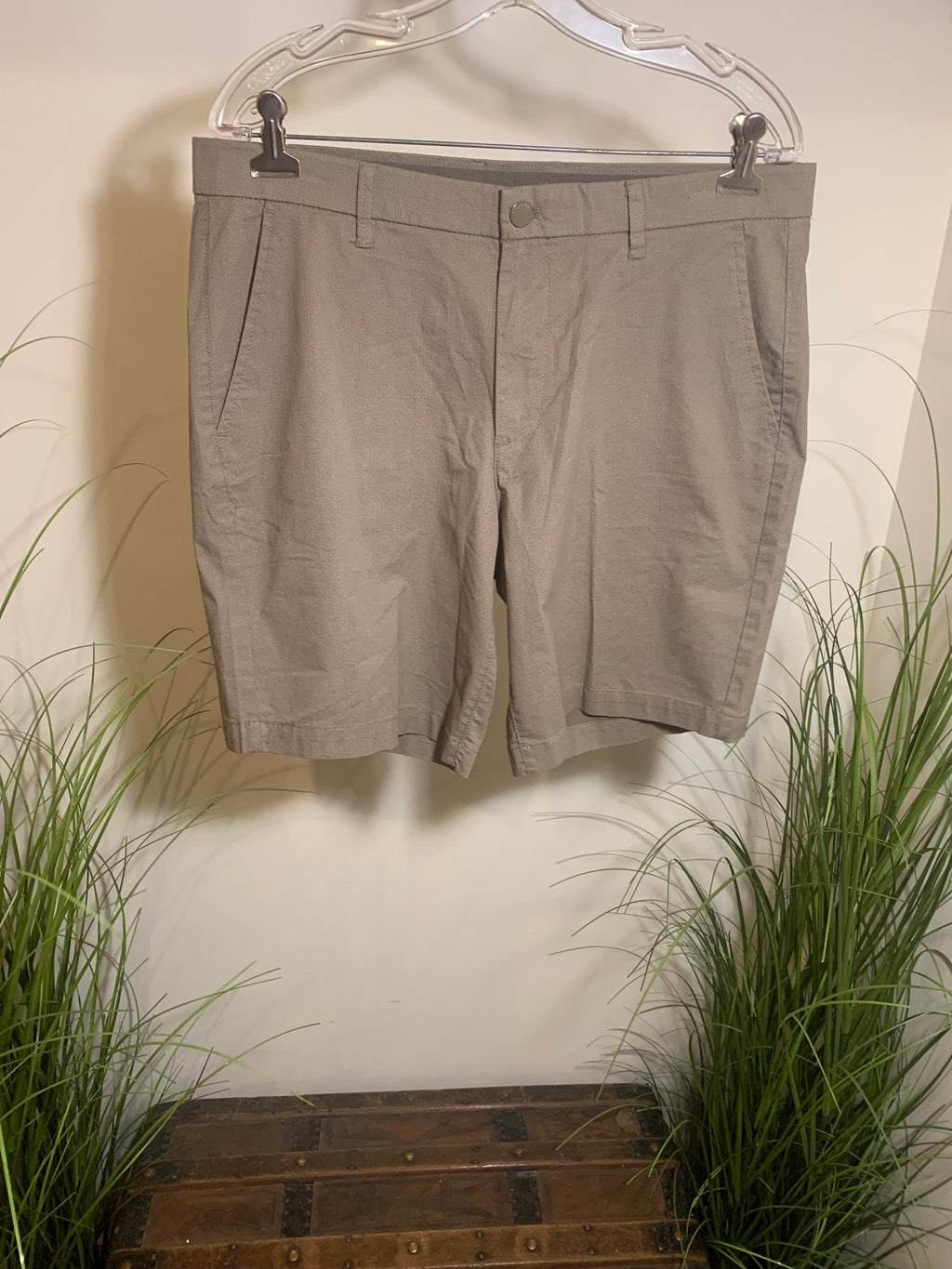 Size 34 English Laundry Men's Dress Shorts