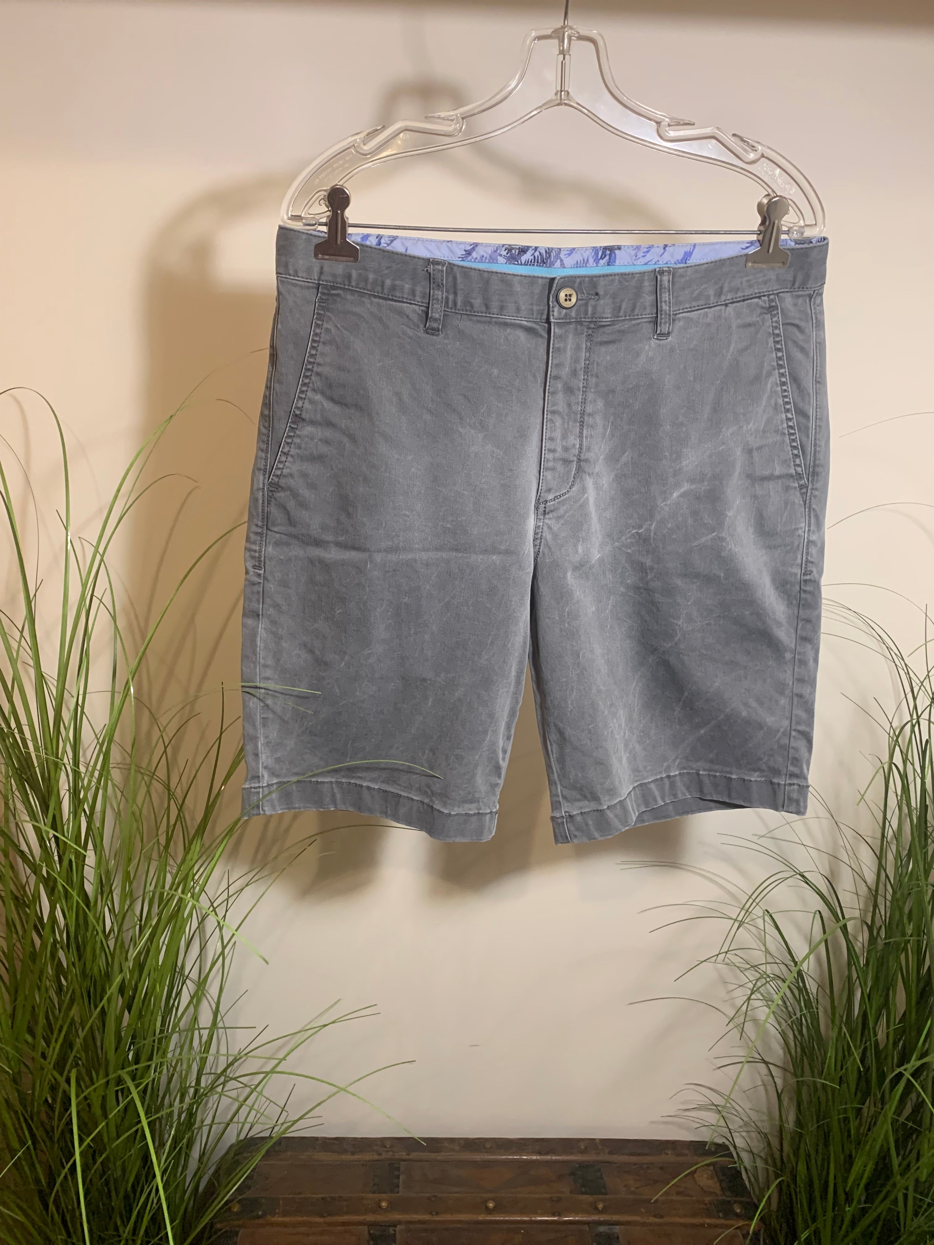 Size 33 Tommy Bahama Men's Shorts