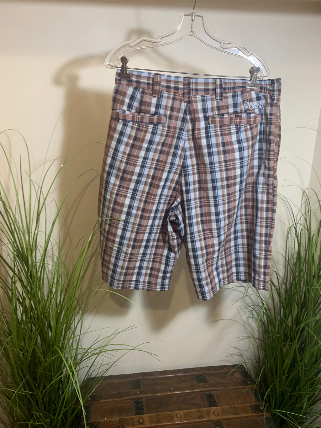 Size 34 Billabong Plaid Skateboard Shorts