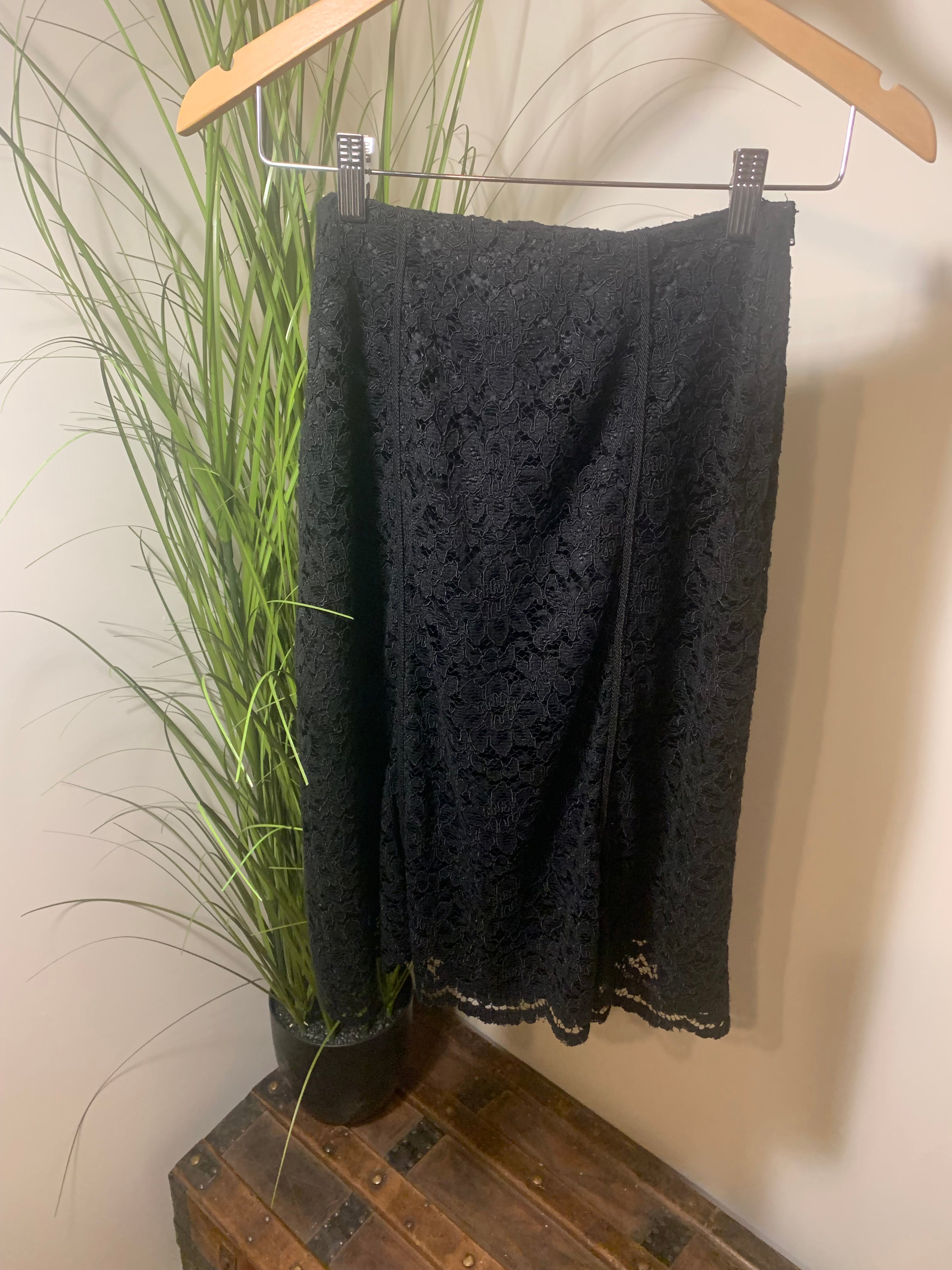 Size 2 Cleo Petites Black Lace Skirt with Lining